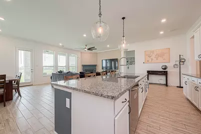 4417 Camden Lake Lane, Rosharon, TX 77583 - Photo 16