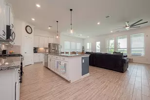 4417 Camden Lake Ln, Rosharon, TX 77583 - Photo 14