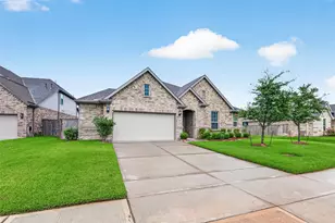 4417 Camden Lake Ln, Rosharon, TX 77583 - Photo 2