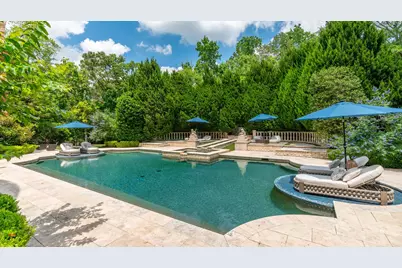 66 Hallbrook Way, The Woodlands, TX 77389 - Photo 8