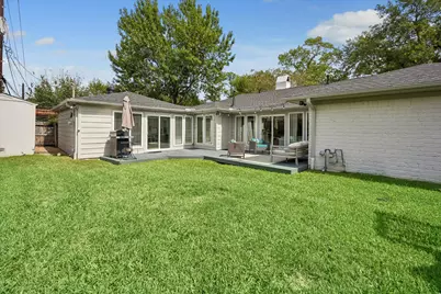 906 Walnut Bend Lane, Houston, TX 77042 - Photo 18