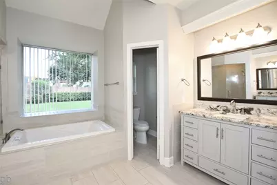 2918 Deer Creek Drive, Sugar Land, TX 77478 - Photo 22
