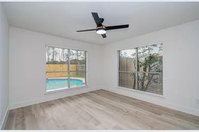 2211 S Mission Circle, Friendswood, TX 77546 - Photo 16