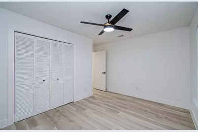 2211 S Mission Circle, Friendswood, TX 77546 - Photo 24