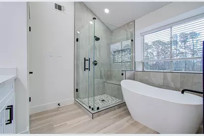 2211 S Mission Circle, Friendswood, TX 77546 - Photo 32