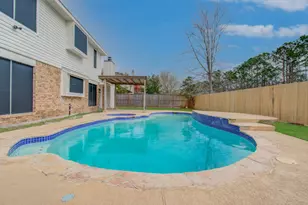 2211 S Mission Cir, Friendswood, TX 77546 - Photo 38