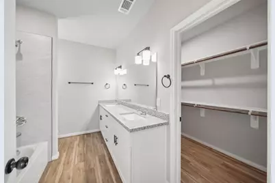 214 W Lewis Street, Conroe, TX 77301 - Photo 18