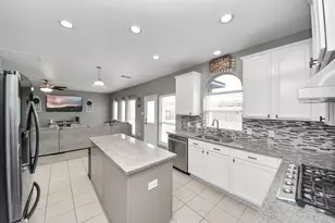 2014 Orchard Spring Dr, Pearland, TX 77581 - Photo 10