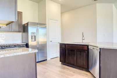 410 Magnolia Street, Richwood, TX 77566 - Photo 8