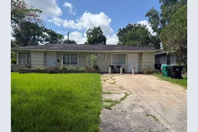 6122 Glenhurst Drive, Houston, TX 77033 - Photo 1