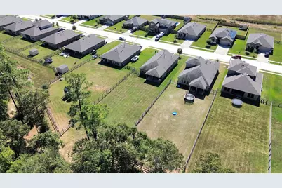 330 Kickapoo Drive, Anahuac, TX 77514 - Photo 44