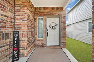 2935 August Mist Ct, Conroe, TX 77304 - Photo 2