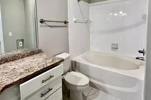 5353 Memorial Dr, Houston, TX 77007 - Photo 10