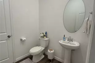 4743 Glen Isle Dr, Houston, TX 77009 - Photo 6