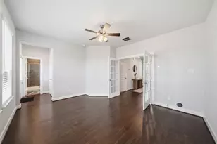 4011 Centre Glen Dr, Houston, TX 77043 - Photo 8