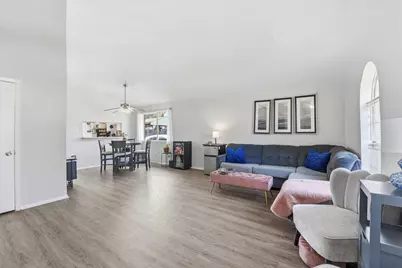 3735 Meadow Place Drive, Houston, TX 77082 - Photo 4