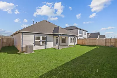 3222 Emerald Hills Drive, Angleton, TX 77515 - Photo 30