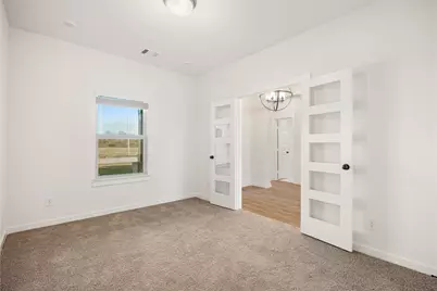 3222 Emerald Hills Drive, Angleton, TX 77515 - Photo 12