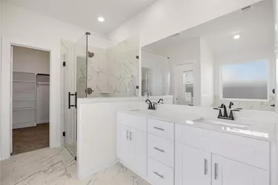 3222 Emerald Hills Drive, Angleton, TX 77515 - Photo 4