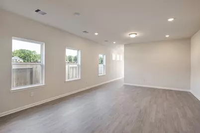 15315 Mountain Plover Place, Magnolia, TX 77354 - Photo 4