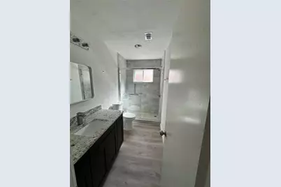 13722 New Village Lane, Sugar Land, TX 77498 - Photo 12