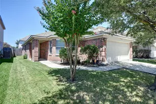 7411 Fox Scene Dr, Humble, TX 77338 - Photo 2