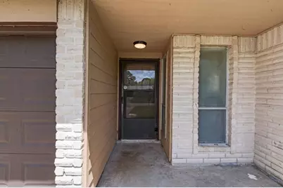 9718 Shady Tree Lane, Houston, TX 77086 - Photo 2