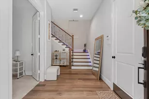 7 Thorpe Ln, Spring, TX 77389 - Photo 4