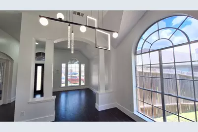 17122 Canterbury Green Court, Sugar Land, TX 77498 - Photo 2