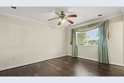 16506 Diana Lane, Houston, TX 77062 - Photo 8