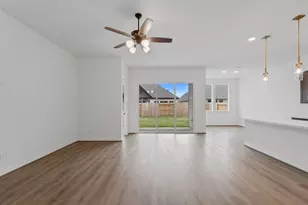 710 Beautyberry Wy, Rosenberg, TX 77471 - Photo 4