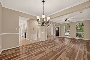 128 Island Breeze Cir, League City, TX 77573 - Photo 10