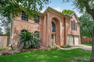 128 Island Breeze Cir, League City, TX 77573 - Photo 2