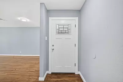 11226 Huggins Drive, Houston, TX 77035 - Photo 6