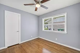 11226 Huggins Dr, Houston, TX 77035 - Photo 22