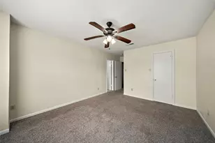 10718 Nobility Dr, Houston, TX 77099 - Photo 14