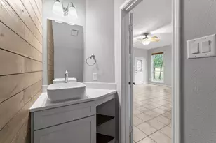 17 E Willowwood Ct, The Woodlands, TX 77381 - Photo 20