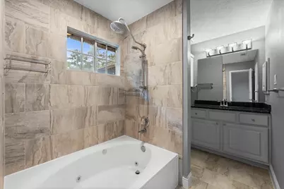 17 E Willowwood Court, The Woodlands, TX 77381 - Photo 28