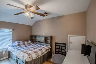 1606 Diamond Brook Dr, Houston, TX 77062 - Photo 22