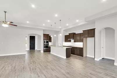 5714 Caracara Street, Manvel, TX 77578 - Photo 2