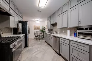 4005 Omeara Dr, Houston, TX 77025 - Photo 10