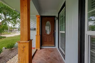 4005 Omeara Dr, Houston, TX 77025 - Photo 2