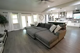 4810 Park Ave, Dickinson, TX 77539 - Photo 8