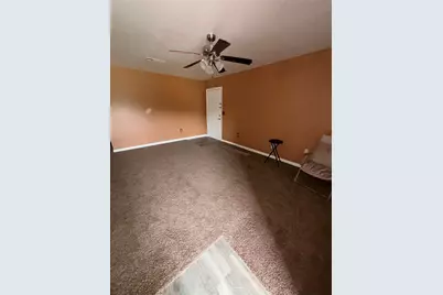 6717 Hawthorne Road, Hitchcock, TX 77563 - Photo 2