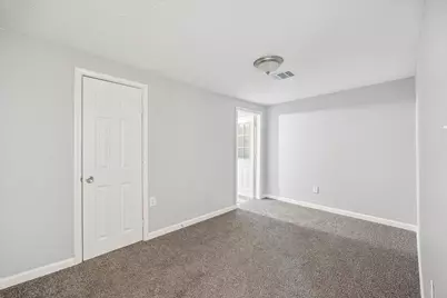710 E Magnolia Street, Angleton, TX 77515 - Photo 6