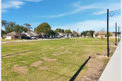 2533 S Park Avenue, Pearland, TX 77581 - Photo 6