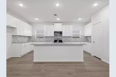 2811 Pine Estate Lane, Houston, TX 77014 - Photo 8