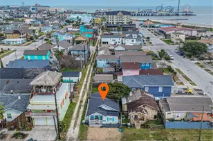 2314 31st St, Galveston, TX 77550 - Photo 2