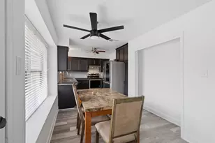 5065 E Ridge Creek Dr, Houston, TX 77053 - Photo 8