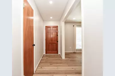 2303 Willow Boulevard, Pearland, TX 77581 - Photo 2